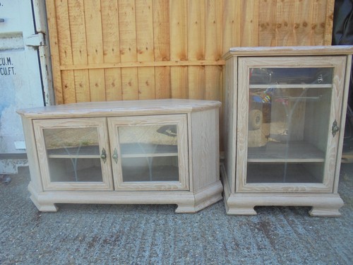 Vintage glass doors - vintage, tv