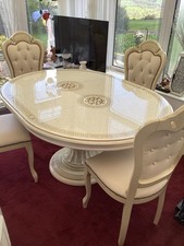 White/cream Italian 4 Seater