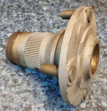 MGB Roadster & GT (1964-1981) Splined Wire Wheel Rear Left Hub 8TPI BTB719