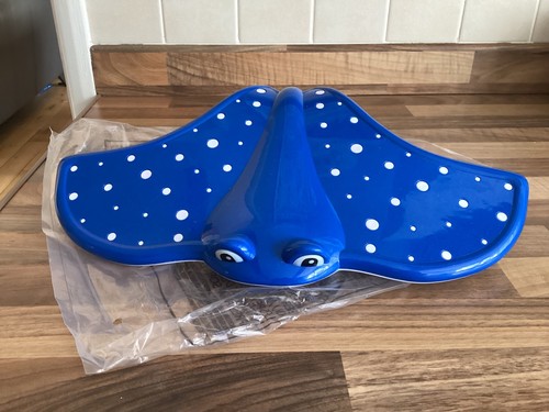 Disney finding nemo ray - nemo,