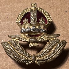 WW2 RAF Officers King’s Crown Beret Badge 1943 - 1952