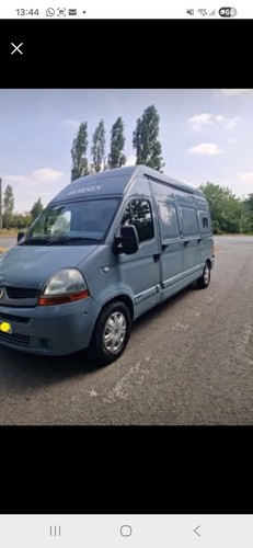 Tonne horsebox with jockey - 3.5,