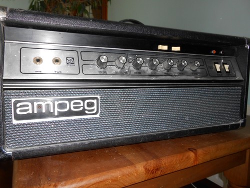 Ampeg guitar amp head - ampeg, v2