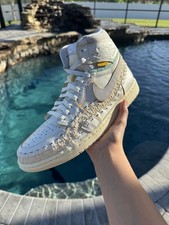 Size-10 Jordan Union LA x