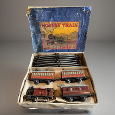 Hornby O Gauge Clockwork LMS Passenger Train Set