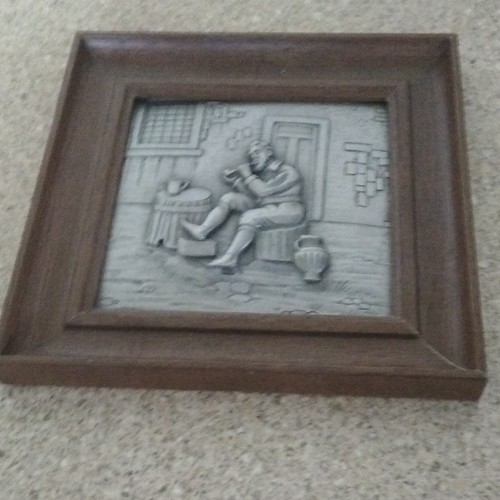 Vintage framed effect wall - framed,