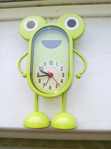 Green happy frog kids metal - green,