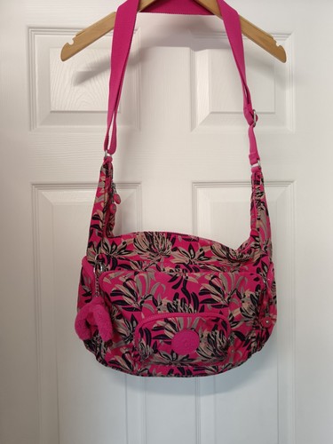 Vibrank pink pattern - pink, shoulder