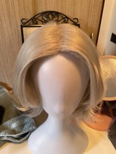 Platinum Blonde Ladies Wig -