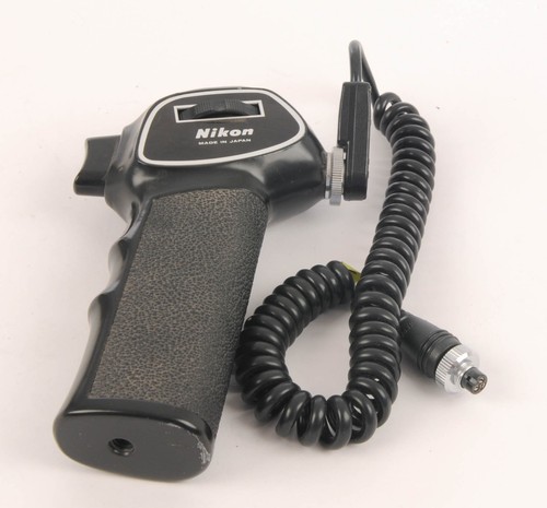 Nikon pistol grip mc - pistol,