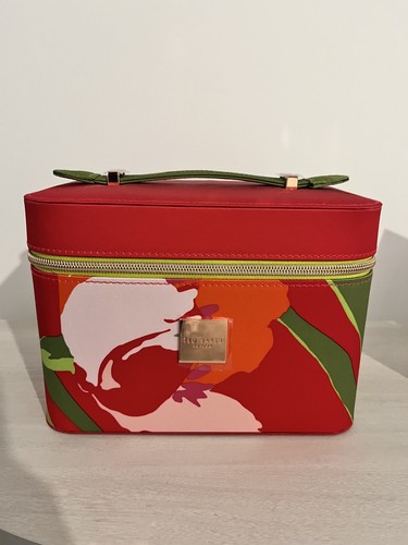 Ted baker vanity - ted, make