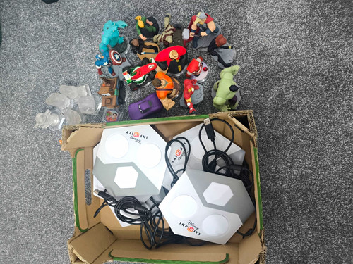 Disney infinity bundle - disney, x