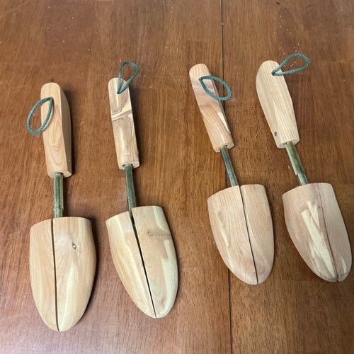 Pairs vintage aromatic cedar - 2,