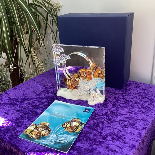 Swarovski crystal wonders - crystal, of