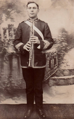 Salvation army uniform - in,