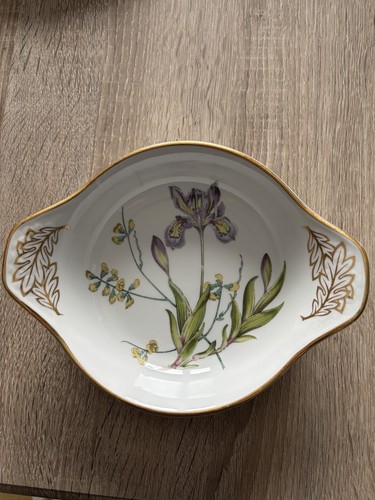 Spode stafford flowers irises - stafford,