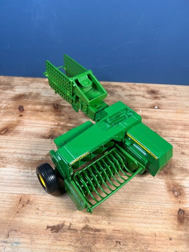 Ertl john deere 348 square - john,