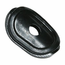 Shroud De Comp Grommet For