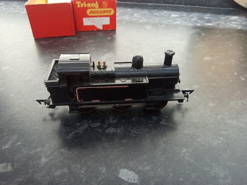 Hornby r52 black class - black, 3f