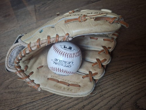 Vintage rawlings rfm9 first - rfm9,