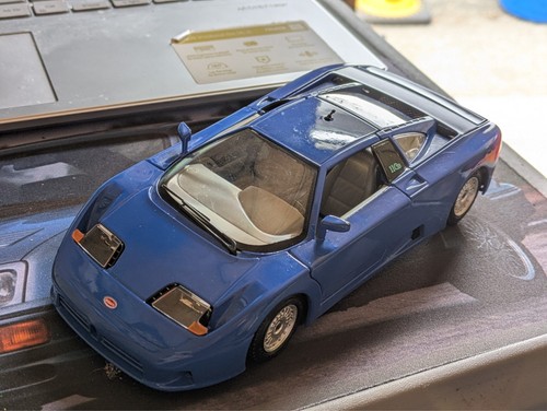 Bburago bugatti eb110 diecast - bugatti,
