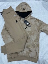 Men’s Adidas Tracksuit