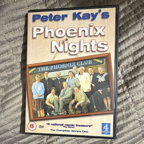 Peter kay phoenix nights - phoenix,