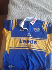 leeds rhinos home shirt medium