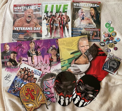 Wwe wrestling bundle badges - wwe,