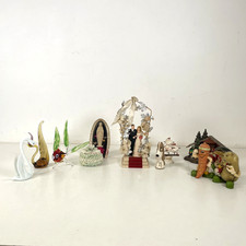 Bundle of Ornaments Kitsch