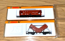 N GAUGE WAGONS x 2 AS SHOWN