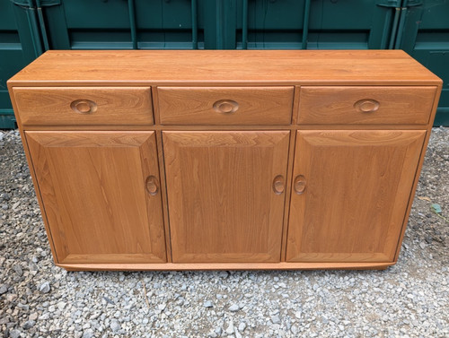 Ercol windsor sideboard model - ercol,