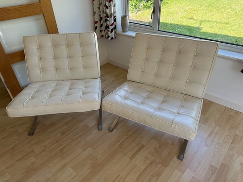 Barcelona chairs white pair - barcelona,