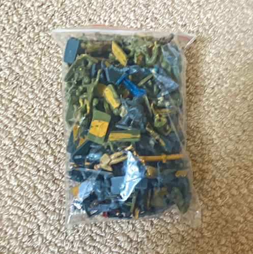 Mixed lot loose unpainted - loose,