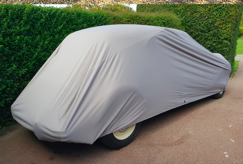 Luxury outdoor stretch - fit, car