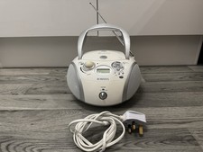 Roberts Swallow 2 MP3 CD Player with 2 Band Radio CD9989