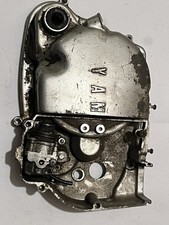 YAMAHA FS1E FS1M R/H ENGINE COVER & OIL PUMP 77 -USED