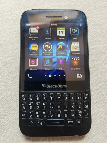 Blackberry black - q5,