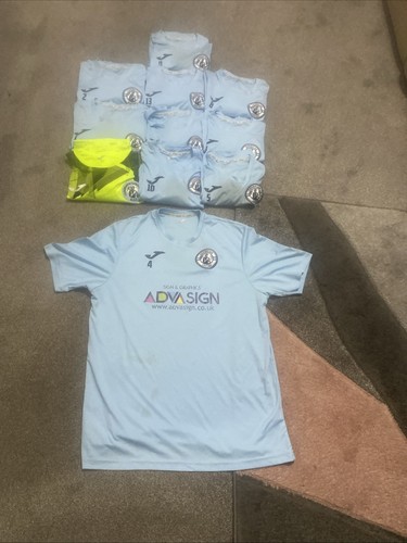 Full team football - team, kit