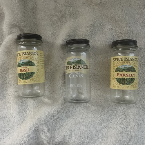 Lot spice island jars - of,