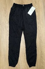 LULULEMON Size 4 Women’s Mat