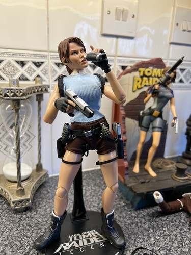 Tomb raider legend lara - 1/6,