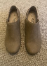 Cotton Traders Tan Heeled Slip