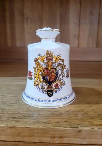 Aynsley china bell commemorate - aynsley,
