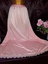 Stunning  vtg silky  satin