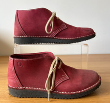 Oxygen O2 Red Leather Dresden