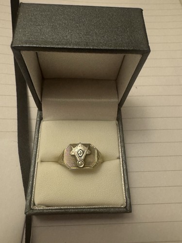 14ct gold masonic ring - gold, size