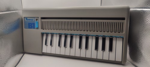 Vintage bontempi organ - b1,