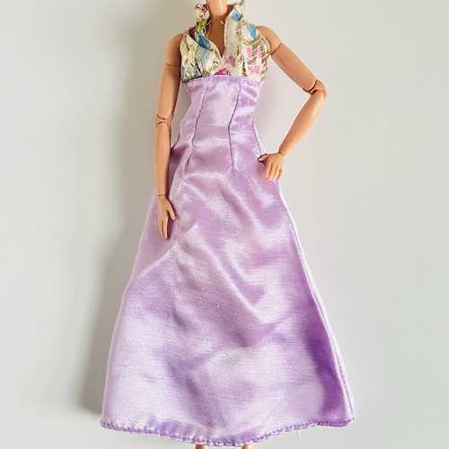 Vintage 90s barbie - barbie, doll