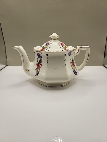 Vintage britannia pottery - britannia, co